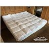 Image 51 : 2010 CEDAR CREEK 40 FT. 5TH WHEEL TRAVEL TRAILER