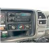 Image 18 : 1999 GMC SIERRA 3500HD FLATBED W/DUMP BODY