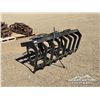 Image 2 : 6 FT. BOBCAT GRAPPLE