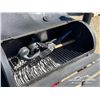 Image 7 : SMOKER / BBQ CHARCOAL AND PROPANE FIRE PIT