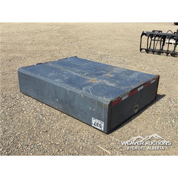 7 X 5 FT. TOOL BOX