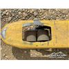 Image 7 : INDUSTRIAL 3000 KG PALLET JACK