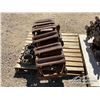 Image 8 : UNIVERSAL BOBCAT TRACKS AND SPACERS