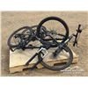 Image 2 : (3) BIKES