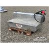 Image 1 : L-SHAPED FUEL TANK W/ PUMP