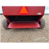 Image 41 : 1999 NEW HOLLAND 688 ROUND BALER
