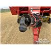 Image 8 : 1999 NEW HOLLAND 688 ROUND BALER