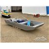 Image 2 : FLAT BOTTOM 12 FT.  ALUMINUM BOAT
