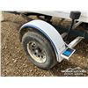 Image 27 : VINTAGE 15 FT. FIBERGLASS TRI-HULL BOAT & TRAILER