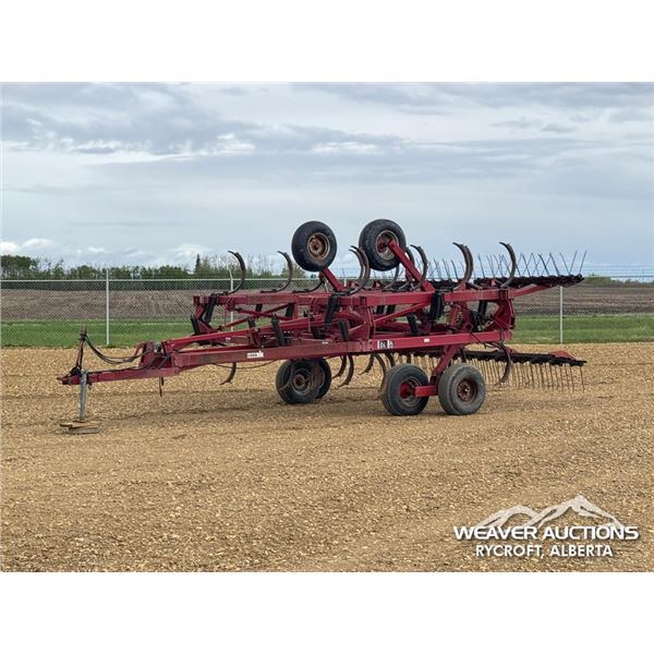 CASE IH 5600 24 FT. DEEP TILL CULTIVATOR