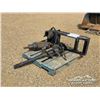 Image 1 : SKID STEER 12 IN. HYDRAULIC AUGER