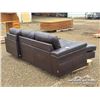 Image 3 : L SHAPE LEATHER SECTIONAL W/OTTOMAN
