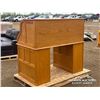 Image 4 : SOLID WOOD OFFICE DESK