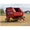 Image 2 : 2003 NEW HOLLAND BR780 ROUND BALER