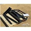 Image 1 : LANDHONOR MINI SKID STEER PALLET FORKS