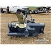 Image 15 : 6 FT. ALLIED FARMKING 7420 3PT HITCH SNOWBLOWER