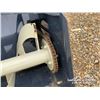 Image 16 : 6 FT. ALLIED FARMKING 7420 3PT HITCH SNOWBLOWER