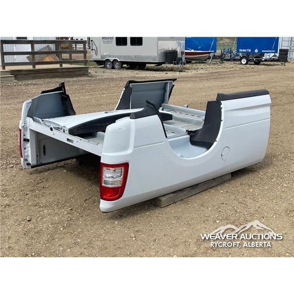 8 FT. DODGE RAM 3500 BOX