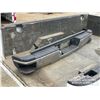 Image 10 : 8FT. GMC 3500 BOX