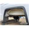 Image 12 : 8FT. GMC 3500 BOX