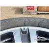Image 6 : (4) BRIDGESTONE 275/55R20 ON RIMS