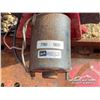 Image 11 : HERD SURE-FEED BROADCASTER FERTILIZER SPREADER