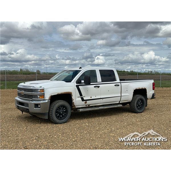 2015 CHEVROLET SILVERADO 2500HD CREW CAB PICKUP