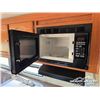 Image 20 : 2009 TRAIL CRUISER 32 FT. T/A TRAVEL TRAILER