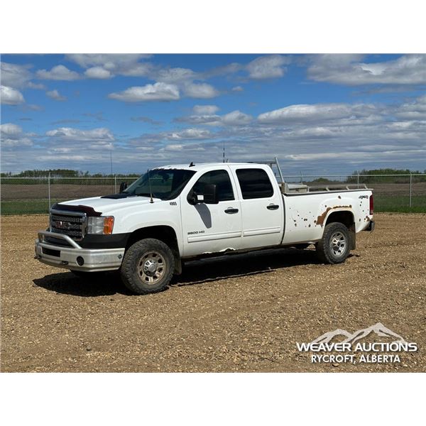 2013 GMC SIERRA 3500 CREW CAB PICKUP