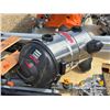 Image 7 : TABLE SAW, WORKMATE, SHOP VAC