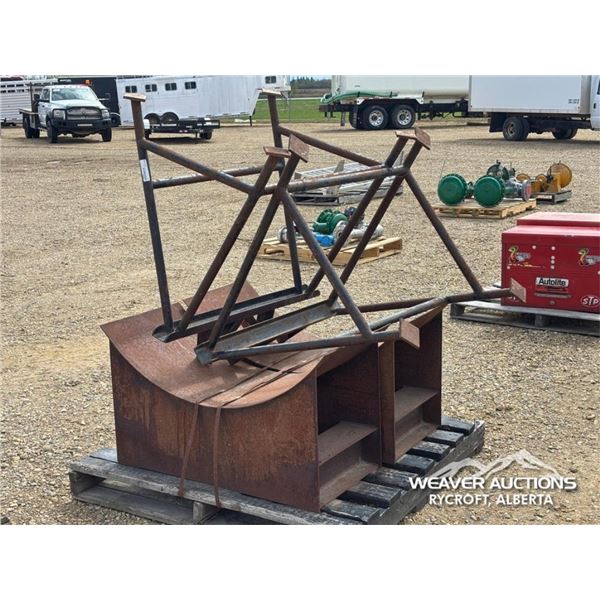 STEEL SAW HORSES & TANK STAND