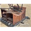 Image 5 : STEEL SAW HORSES & TANK STAND
