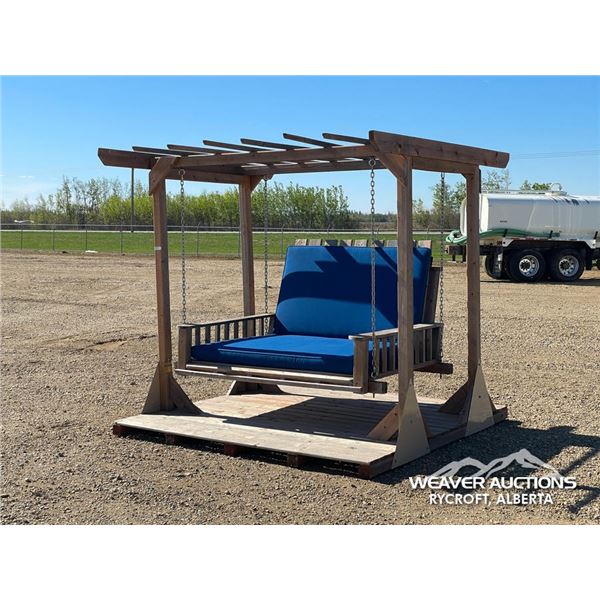 OUTDOOR PORCH SWING