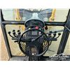 Image 8 : 2002 VOLVO G740B MOTOR GRADER