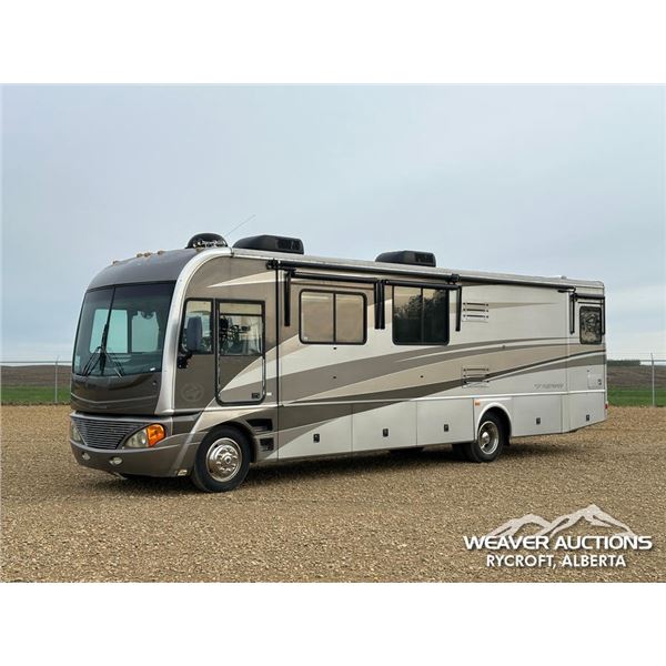 2005 FLEETWOOD PACE ARROW 36D 35 FT. S/A MOTORHOME
