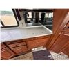 Image 28 : 2005 FLEETWOOD PACE ARROW 36D 35 FT. S/A MOTORHOME