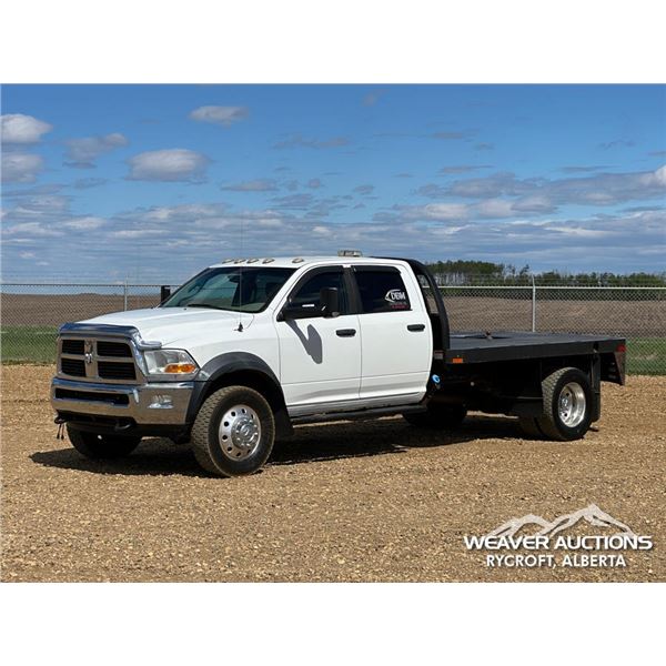 2011 DODGE 5500 CREW CAB DUALLY FLATBED TRUCK