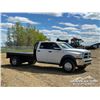 Image 2 : 2011 DODGE 5500 CREW CAB DUALLY FLATBED TRUCK