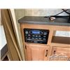 Image 18 : 2009 KEYSTONE BH 28.5 FT T/A TRAVEL TRAILER