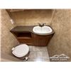 Image 29 : 2009 KEYSTONE BH 28.5 FT T/A TRAVEL TRAILER
