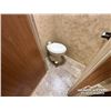 Image 38 : 2009 KEYSTONE BH 28.5 FT T/A TRAVEL TRAILER