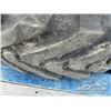 Image 14 : BRIDGESTONE 10.00-20 EXCAVATOR DUAL TIRES W/RIMS