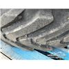 Image 17 : BRIDGESTONE 10.00-20 EXCAVATOR DUAL TIRES W/RIMS
