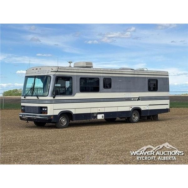 1992 FORD TRIPLE E S/A MOTORHOME