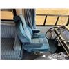 Image 9 : 1992 FORD TRIPLE E S/A MOTORHOME