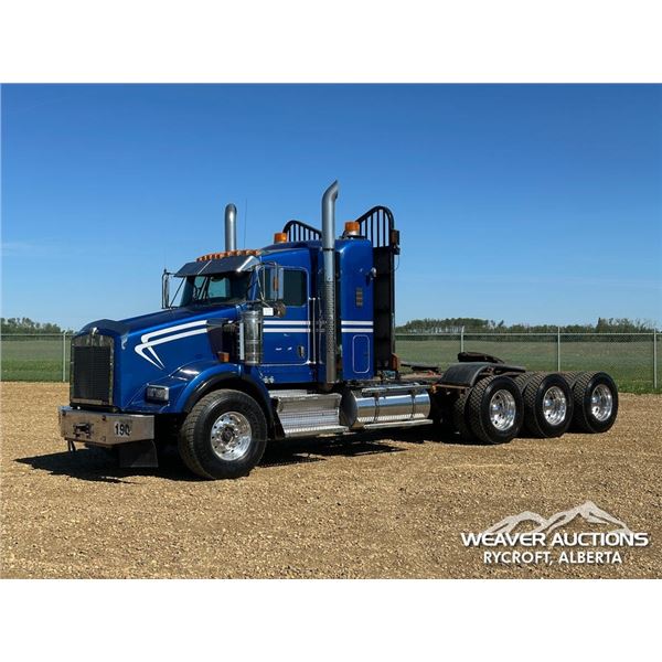 2008 KENWORTH T800 TRI/A SLEEPER TRUCK TRACTOR