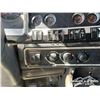Image 24 : 2008 KENWORTH T800 TRI/A SLEEPER TRUCK TRACTOR