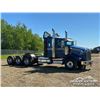 Image 2 : 2008 KENWORTH T800 TRI/A SLEEPER TRUCK TRACTOR