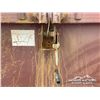 Image 10 : 14 FT. SKIDDED STEEL GARBAGE BIN