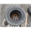 Image 17 : (5) LT275/70R18 WINTER TIRES